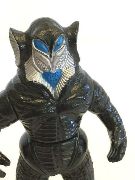 Mefilas Seijin aka Alien Mefilas/Mephilas Vinyl Figure Ultraseven Kaiju Ultraman Bandai 1983
