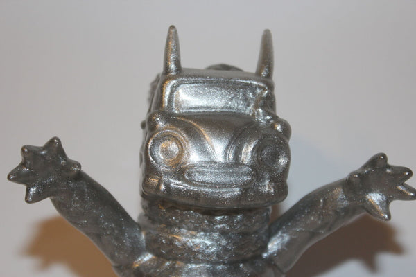 Gargame Smogun Mini Sofvi Silver Lame Unpainted Glitter Kaiju Sofubi Vinyl Figure Designer Art Toy