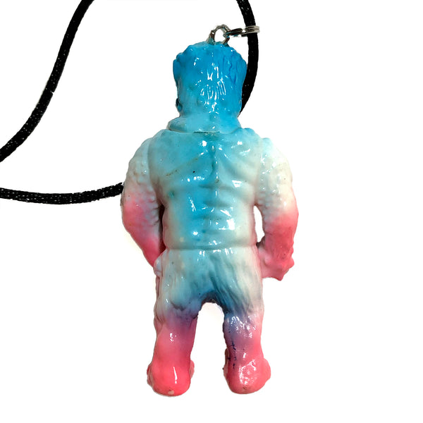 MVH Ollie VAG Custom Sofubi Pendant Vinyl Artist Gacha Necklace (Pink/Blue)