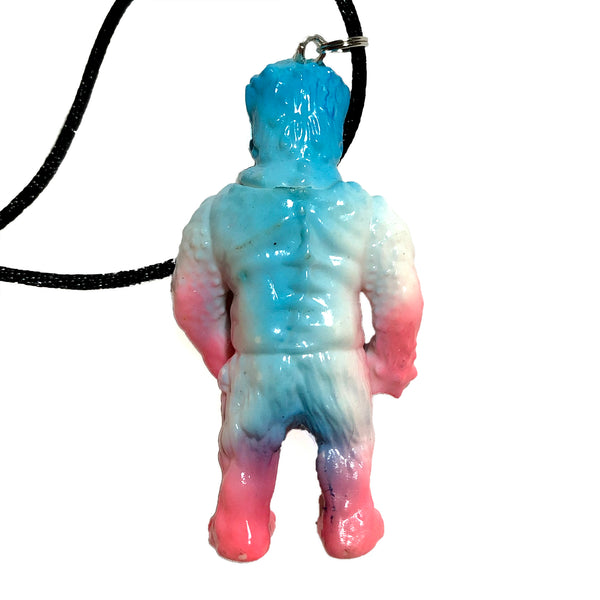 MVH Ollie VAG Custom Sofubi Pendant Vinyl Artist Gacha Necklace (Pink/Blue)