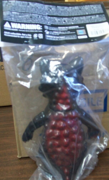 Nyagoth Guardian Angel Cat Sofubi Nyagos Kaiju Lacquer Version Medicom Action Figure Designer Toy