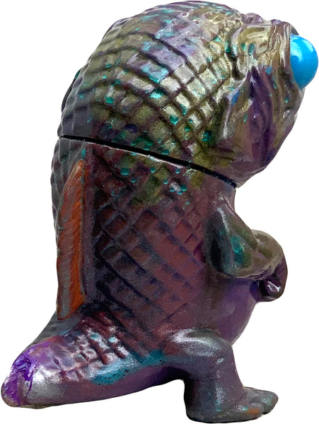 Snybora Membrain Custom Lake Monster from the Midwest Sofubi Lizard Painted by AEQEA
