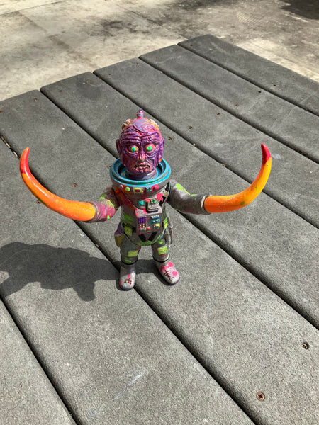 Space Creep Pretender Faux Human Ancient Astronaut Sofubi Mashup AEQEA Custom