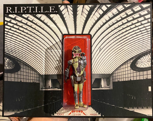 FAKEMADE1984 Predator Pope Shapeshift Snakeship Action Figure Art Toy by AEQEA