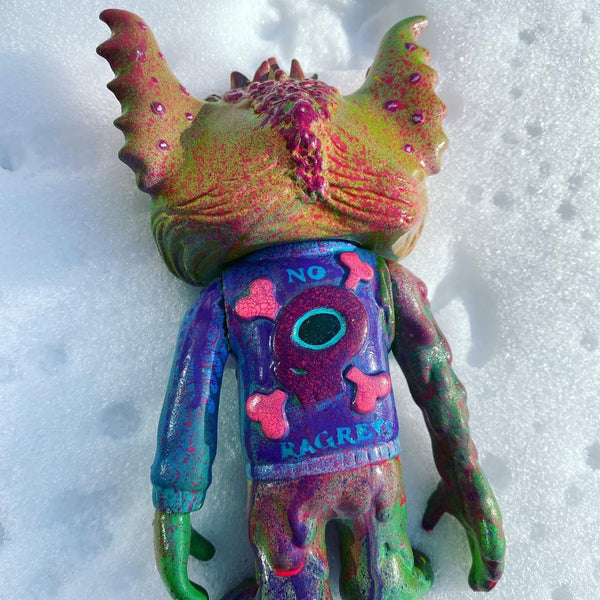 NO RAGRETS La Morrtt Sofubi by Naomi Knaff x Planet X Asia x RealxHead PopSoda customized by AEQEA