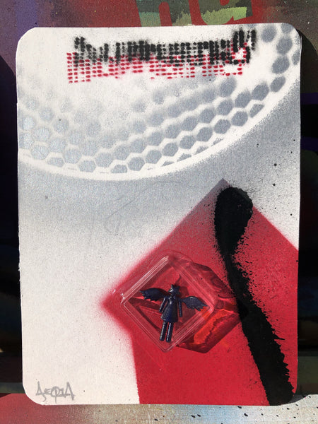 human:// Starhead Descent Edition of 3 custom designer toy figures by AEQEA