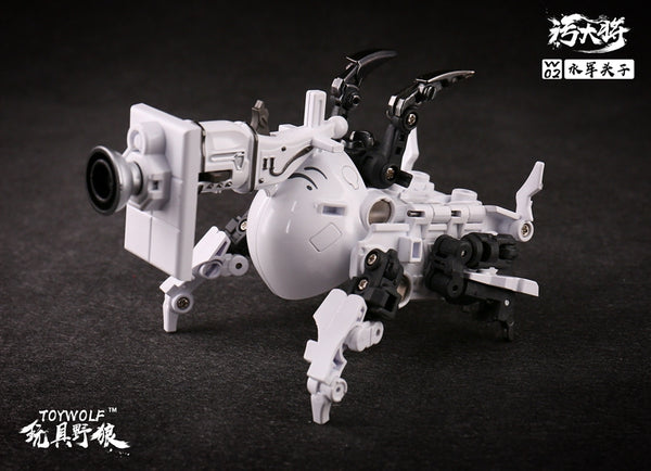 Toywolf W-02 Water Man Transformer Urinal Robot Samurai